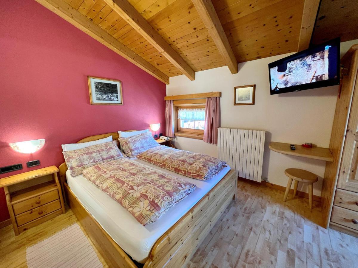Готель Garni Francescato Лівіньо Екстер'єр фото